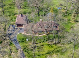 5N190 Hanson Rd, St Charles, IL 60175