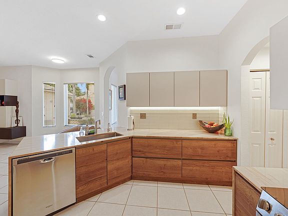 4th image of 16778 NW 8th Street