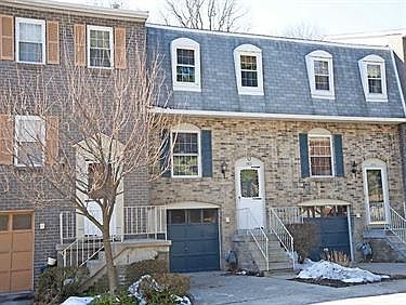 1st image of 1411 Harewood Sq
