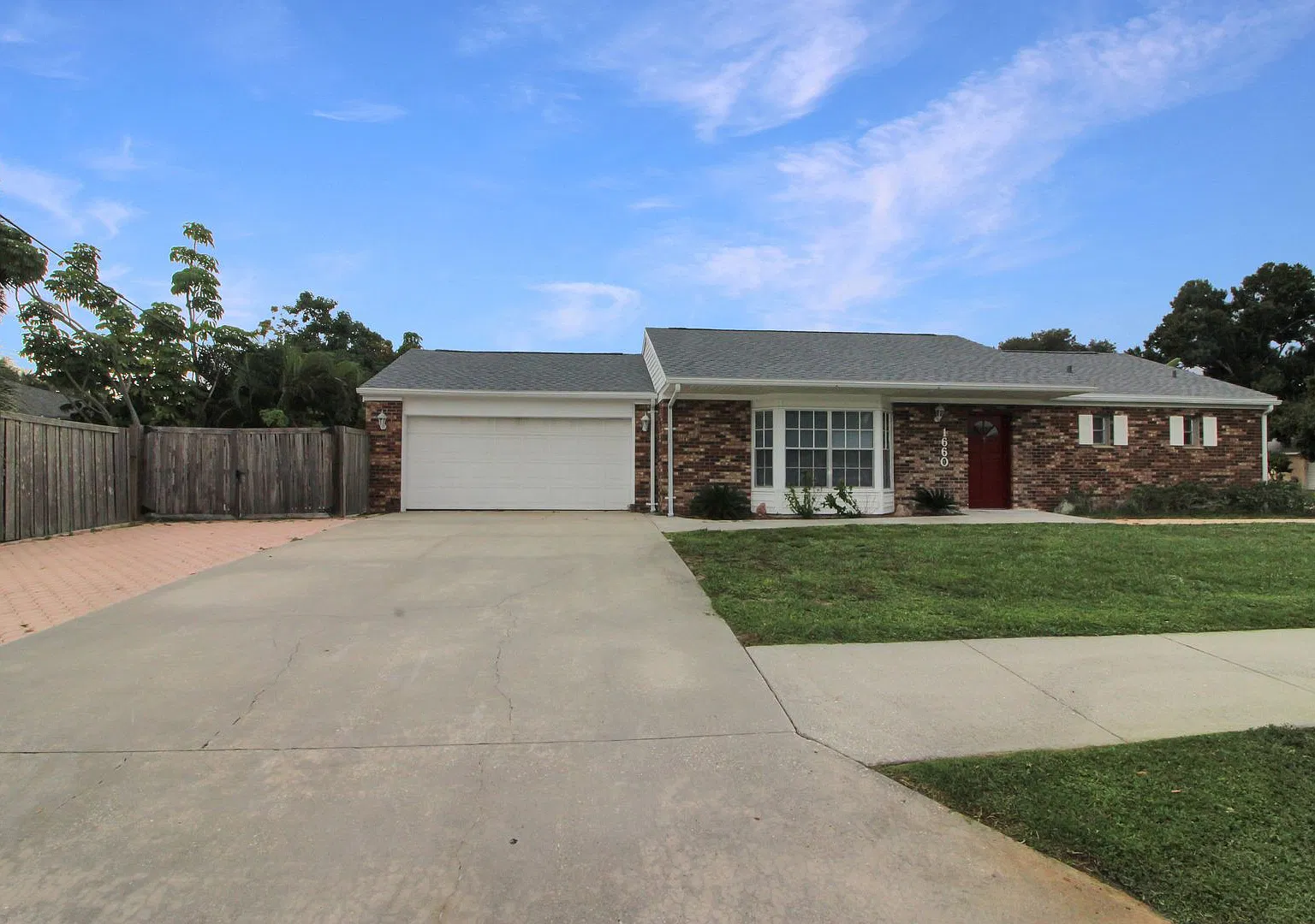 Venice Gardens Annual Home for Rent — Photo 1