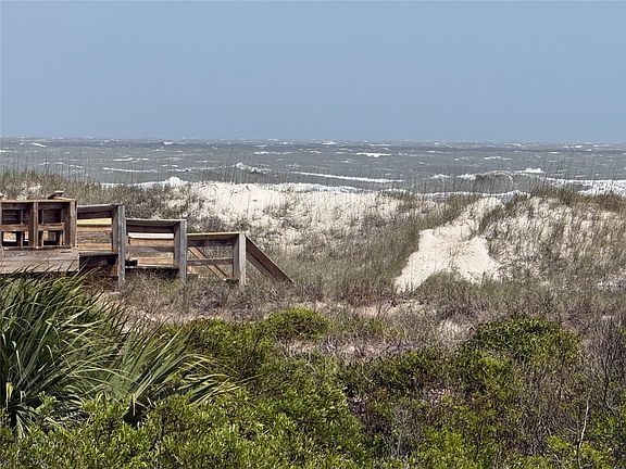 4th image of 5242 Sea Chase Dr Unit 1