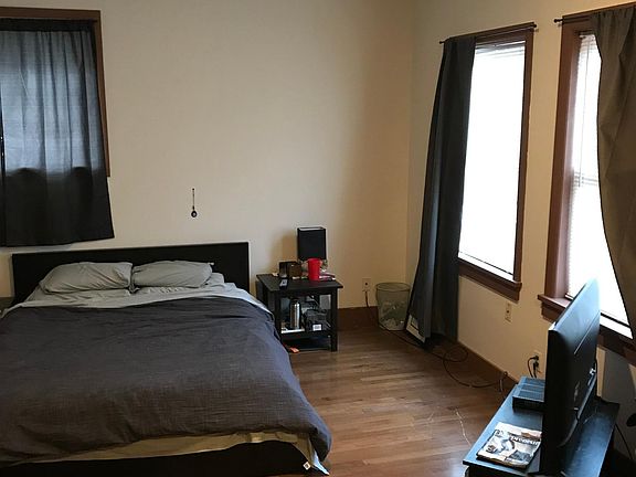 5th image of 503 3rd St #1