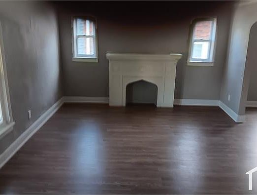 2nd image of 13926 Roselawn Ave