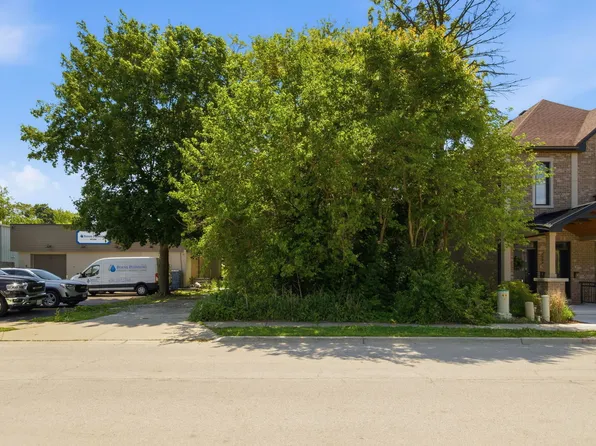 502 Talcott Ave, Lemont, IL 60439