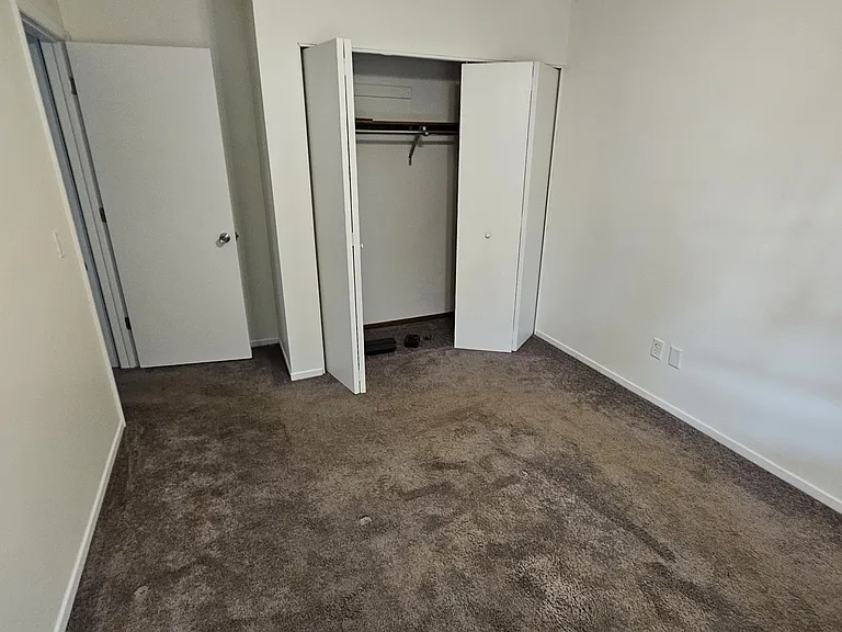 2901 Staten Ave #15 — Photo 10