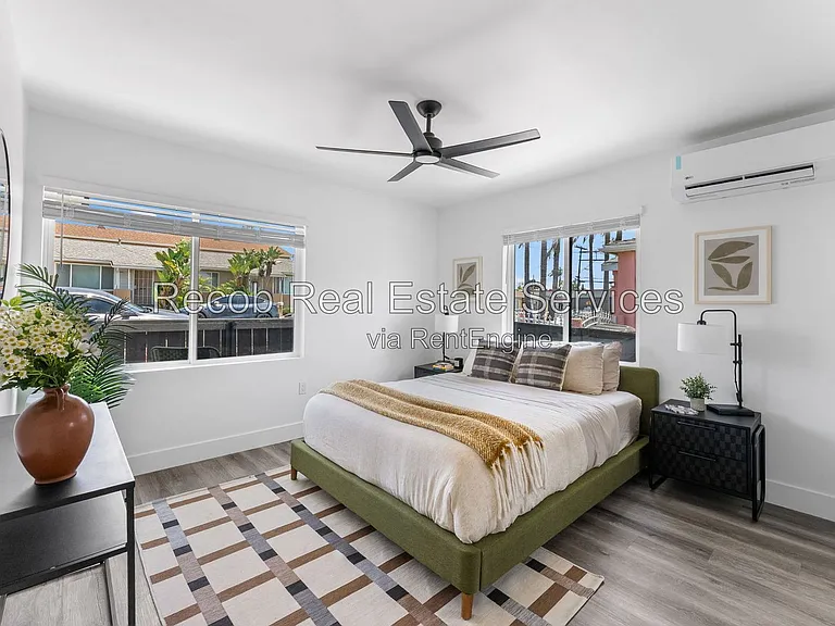 2722 Nye St #1 — Photo 12