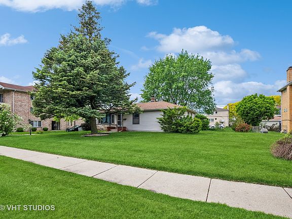 2nd image of 9424 S Kolmar Ave