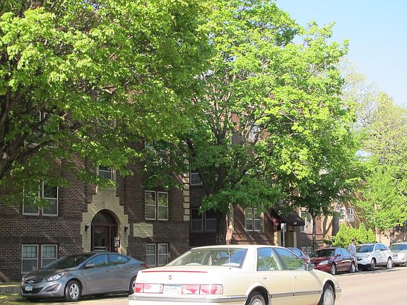5th image of 1847 Randolph Ave APT 105