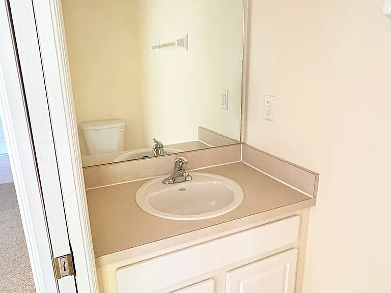 8162 Pacific Beach Dr — Photo 19