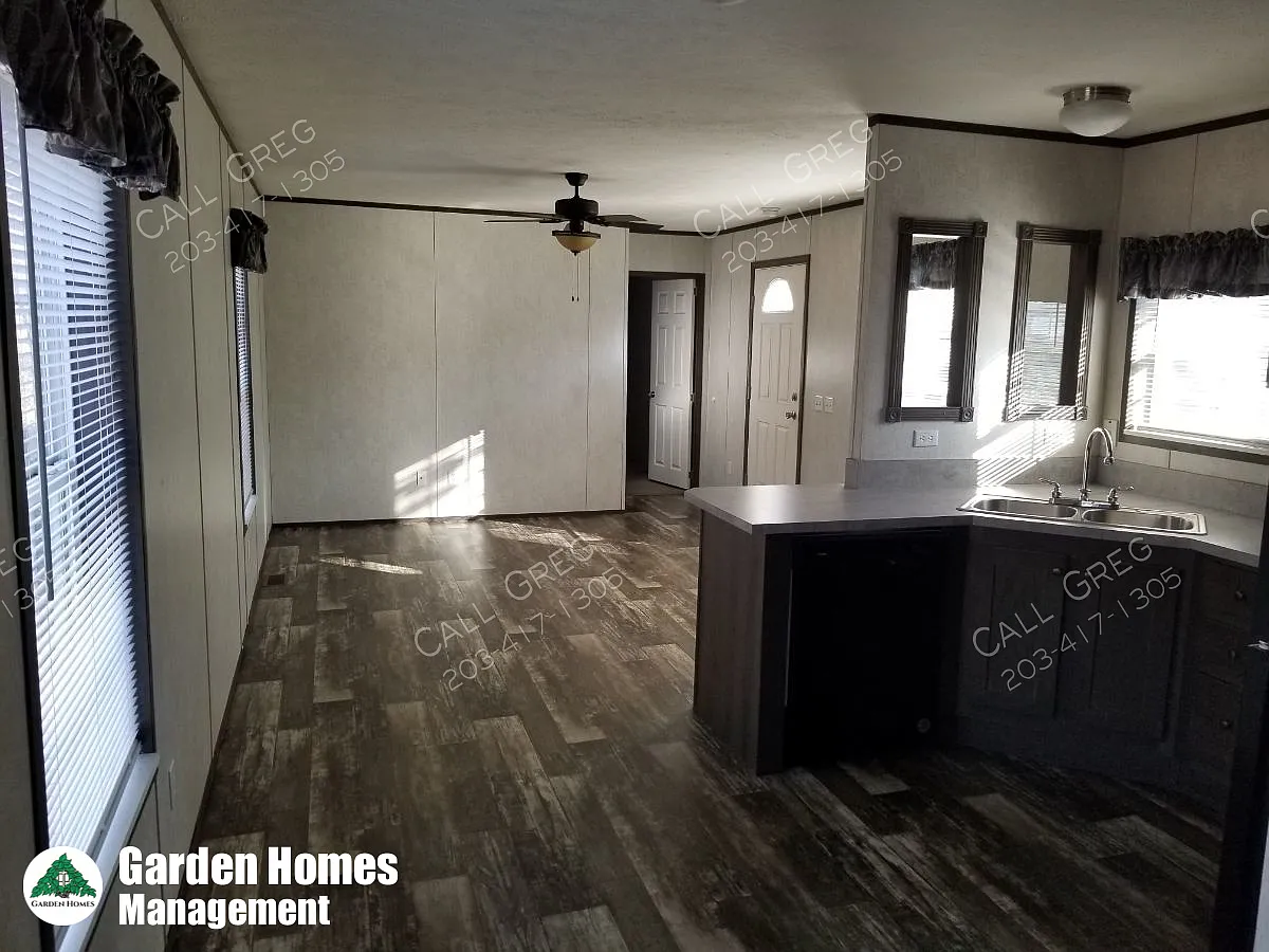 2 bed, 784 sqft, $2,125 — Photo 3
