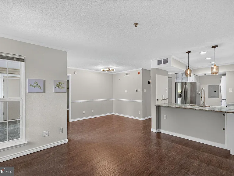 1504 Lincoln Way #323 — Photo 9