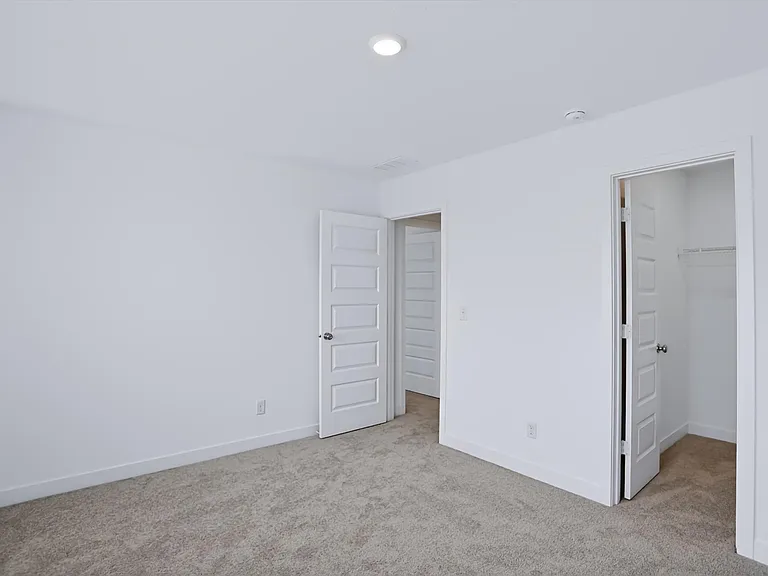 406 Monarch Ln — Photo 20