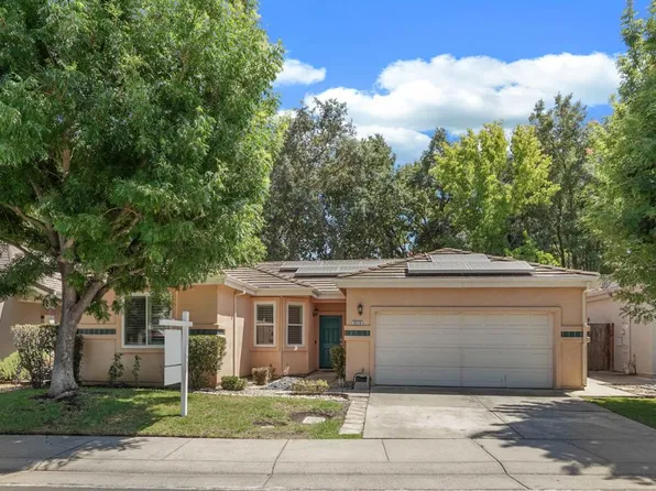 3016 Carousel Cir, Stockton, CA 95219