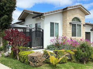 8146 Sterling Dr, Huntington Beach, CA 92646