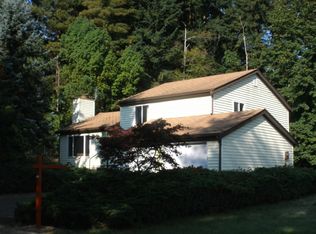 8413 Hickory Pl NE, Bremerton, WA 98311