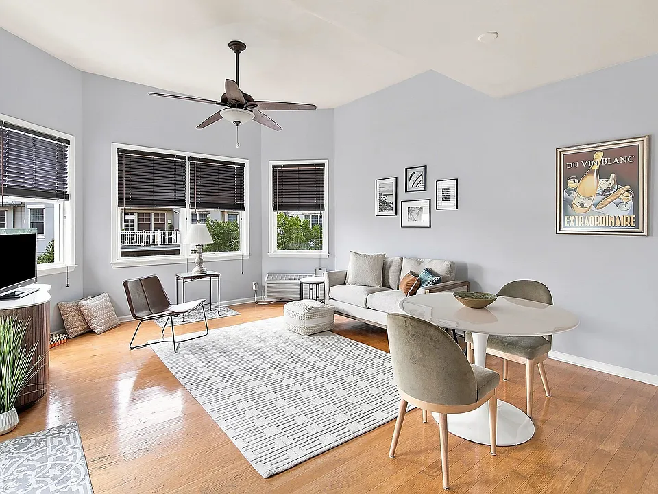 15 Enterprise Ct #401