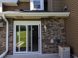 1906 Southpointe Ter, Eagan, MN 55122