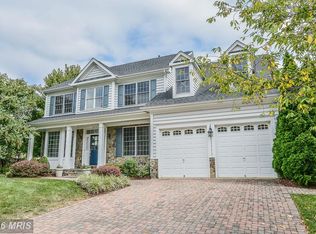 2039 Lord Fairfax Rd, Vienna, VA 22182