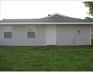 2nd image of 10142 Boulevard Way