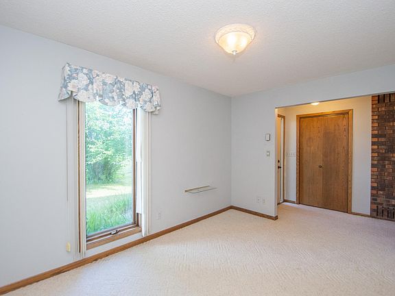5th image of 1244 240th St