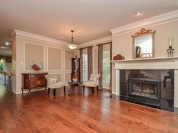 5th image of 13902 Charlton Way Dr