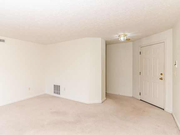 5th image of 1465 Atlanta Ct APT 202