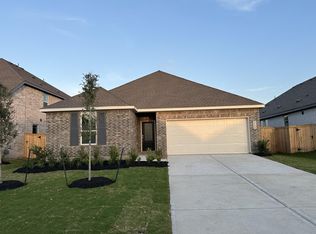 3119 Emerald Hills Dr, Angleton, TX 77515
