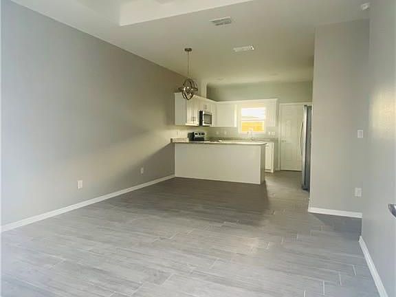 2nd image of 1812 Stauffer St #1