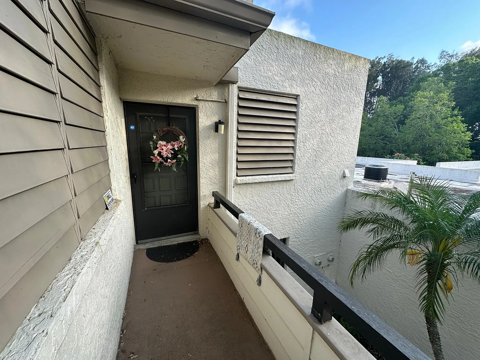 2 bed, 1408 sqft, $2,000 — Photo 2