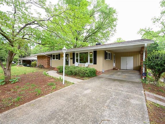 2nd image of 2041 Independence Rd