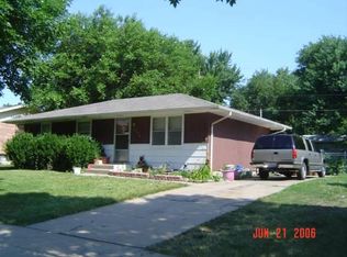 1550 Manatt St, Lincoln, NE 68521