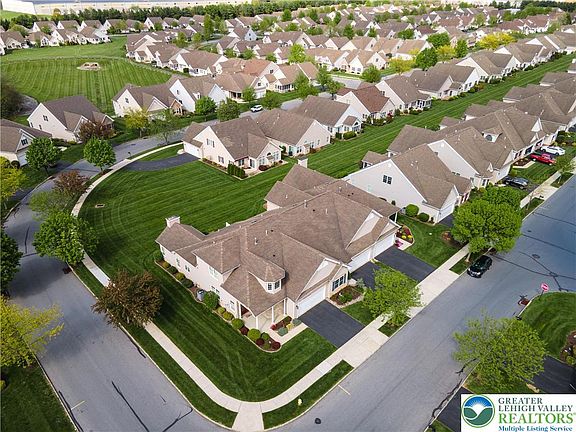 2nd image of 110 Moor Dr