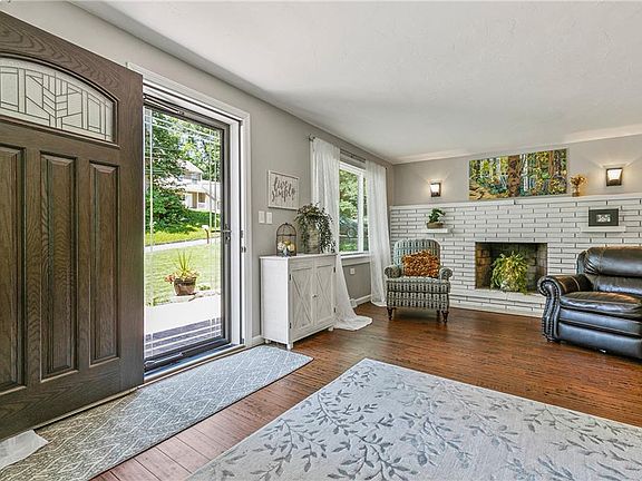 5th image of 226 Chestnut Ave