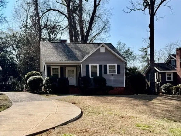 105 Saynor Cir, Lagrange, GA 30240