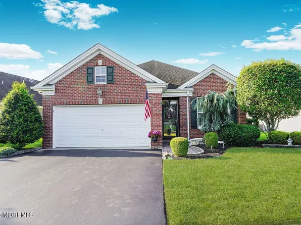 43 Stamford Drive, Jackson, NJ 08527