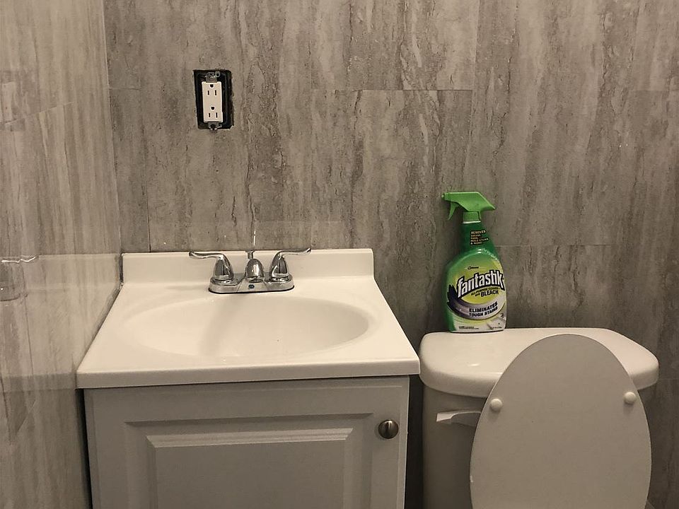 D39CBBC9-BF87-4BA1-83A8-C3EC4BC16ACB