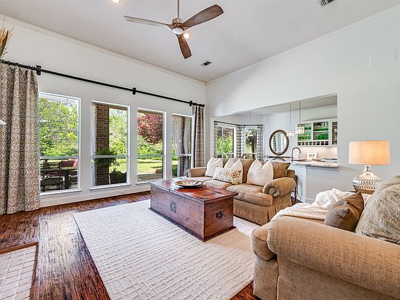 3rd image of 2841 Winding Creek Rd