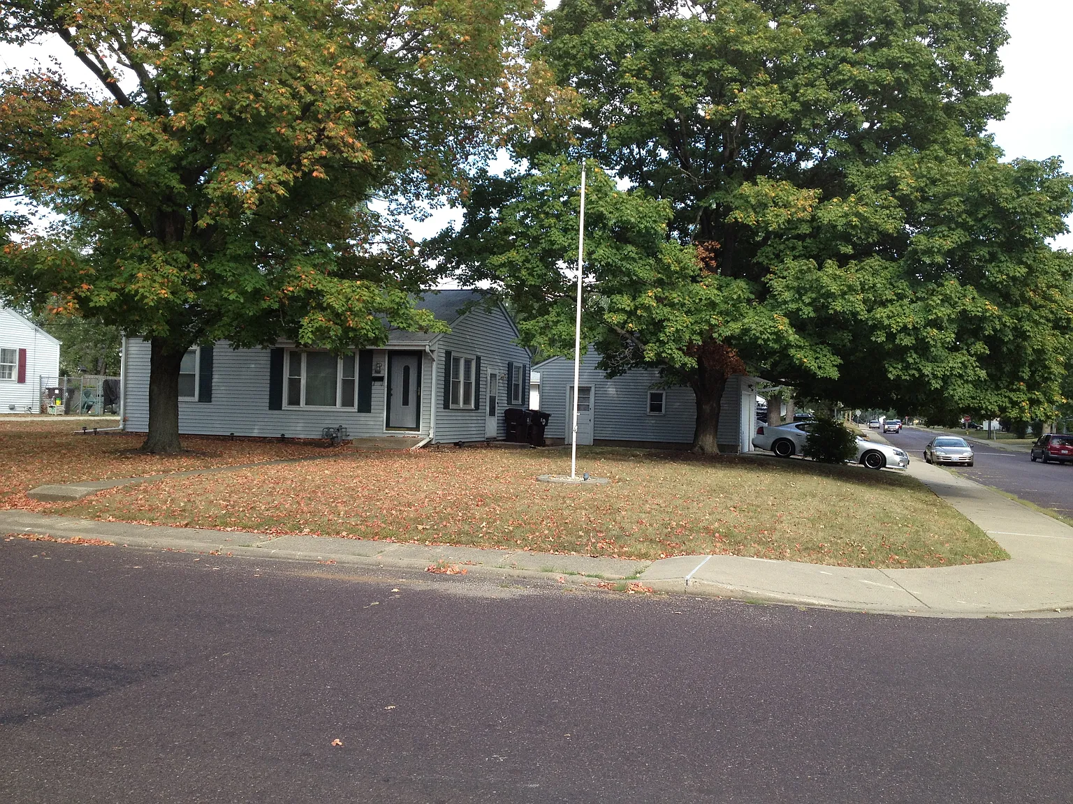 2904 N Renwood Ave photo 1