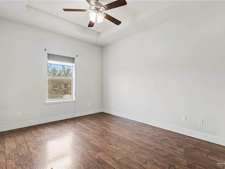 3016 S L St #2 — Photo 9