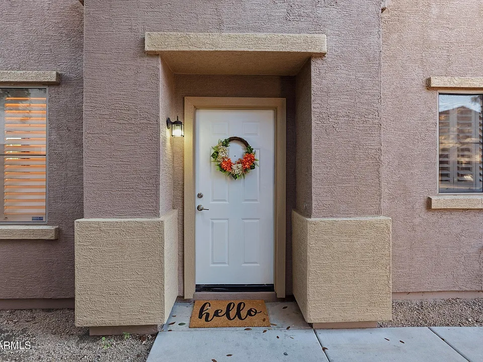 7527 S 13th Pl