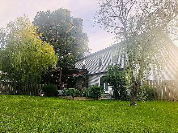 4th image of 1604 Saddlebrook Dr