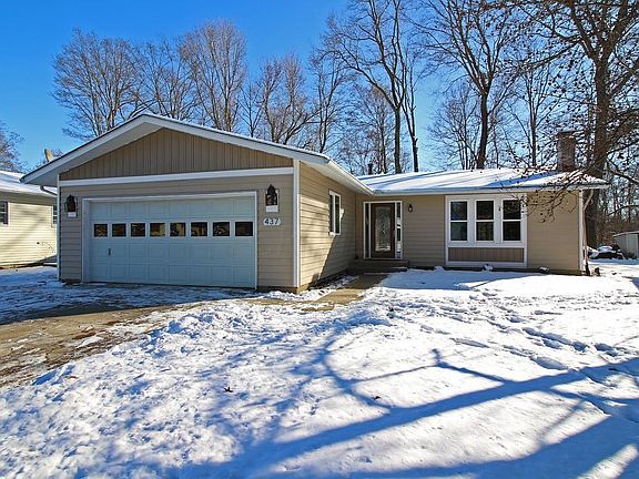 3rd image of 437 Walnutview Dr