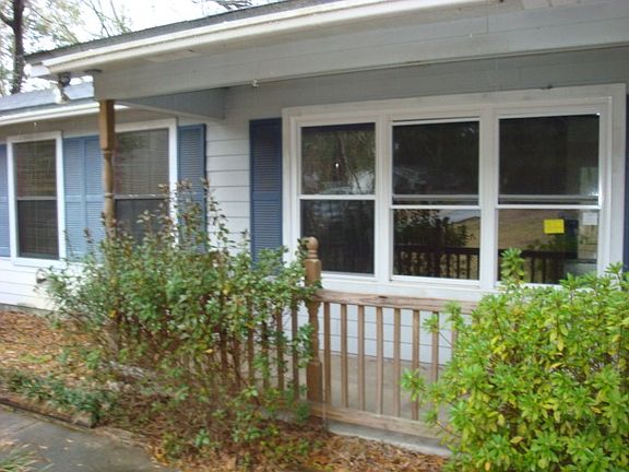 3rd image of 5609 Grove Valley Ct