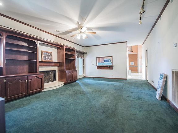 5th image of 234 Peebles Dr