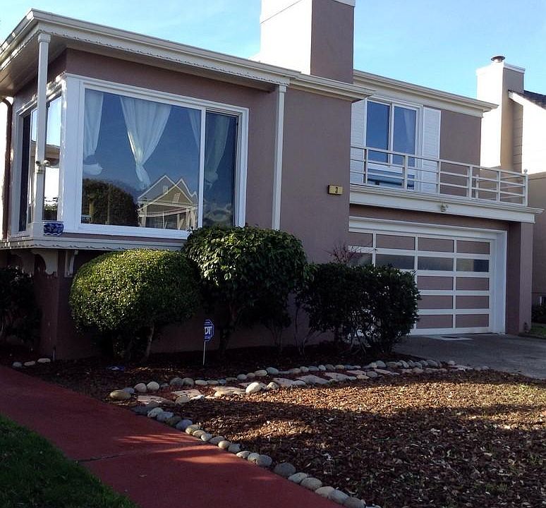 1st image of 3 Belmont Dr