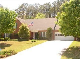 1082 Sunny Glen Ct, Lawrenceville, GA 30043
