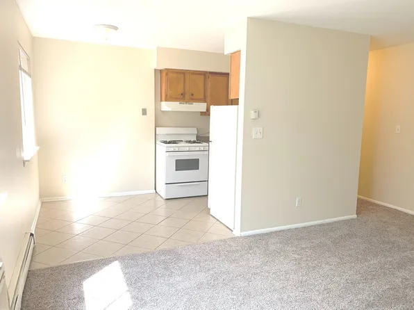 2069 Cambridge, 2069 N Cambridge Ave APT 108, Milwaukee, WI 53202