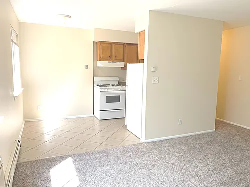 2069 Cambridge Photo 1