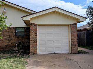 6113 38th St UNIT B, Lubbock, TX 79407