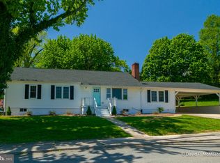 448 S Seminary St, Charles Town, WV 25414
